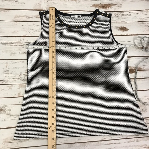 Calvin Klein Black White Sleeveless Top Blouse size medium shirt office wear - Picture 9 of 12